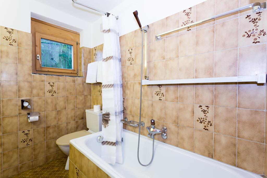 Hotel B&B Susom Surlej Silvaplana Bagian luar foto