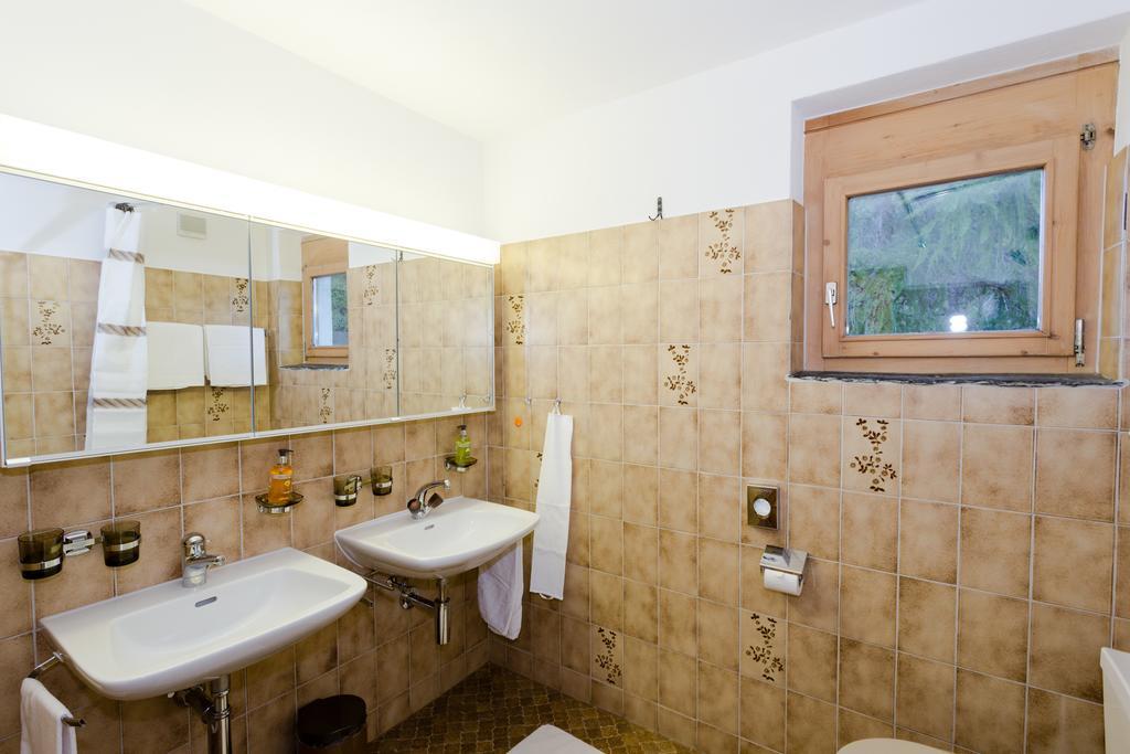 Hotel B&B Susom Surlej Silvaplana Bagian luar foto